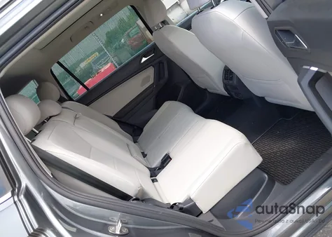 2020 Volkswagen Tiguan 2.0T Se/2.0T Se R-Line Black/2.0T Sel from USA, damaged, VIN 3VV2B7AX2LM038095